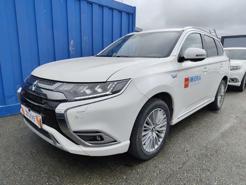 Mitsubishi Outlander 2.4 Phev Kaiteki 4WD