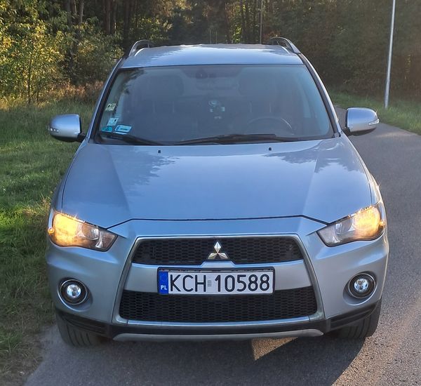Mitsubishi Outlander 2.3 DI-D 4x4 2010