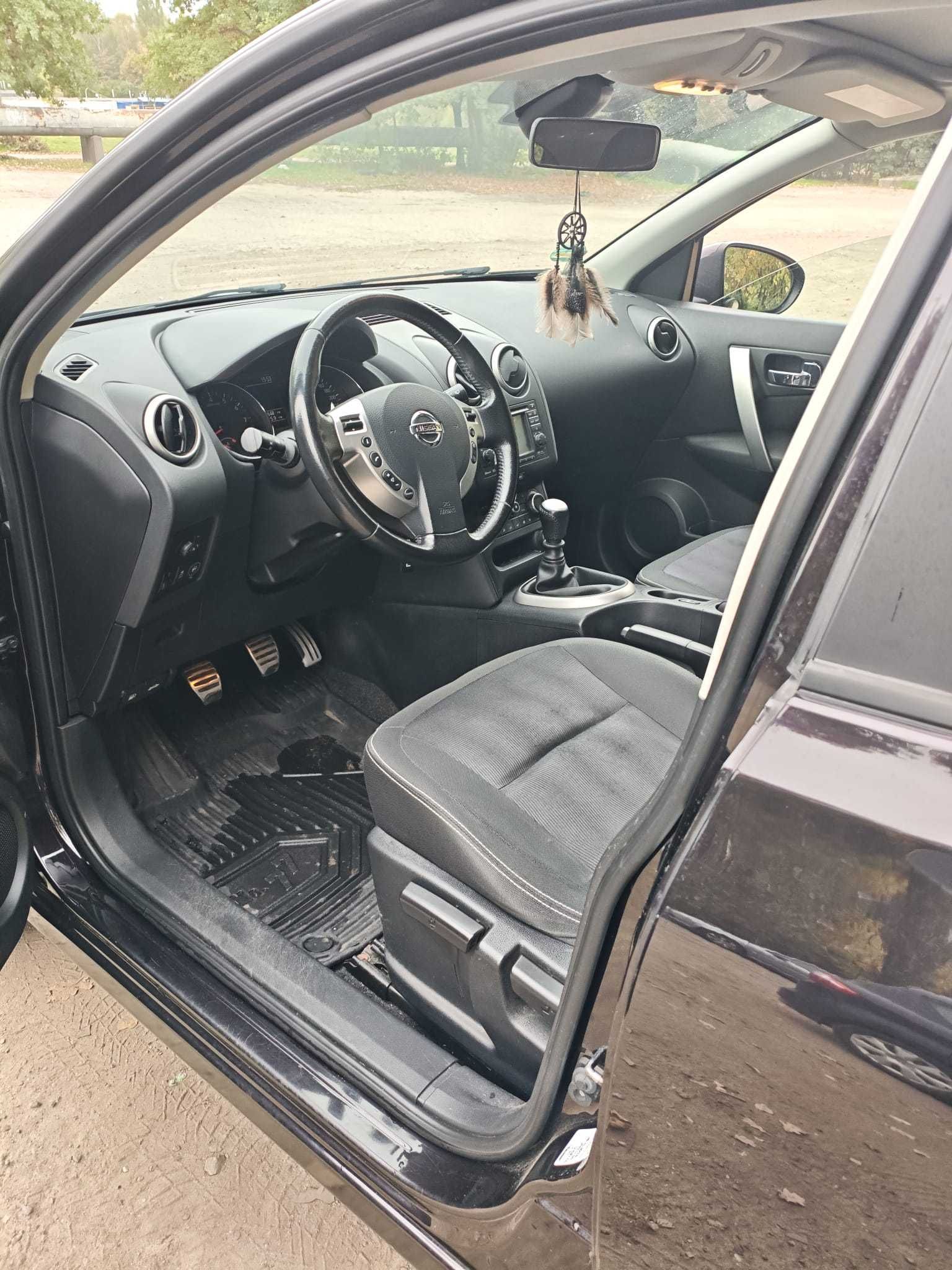Nissan Qashqai 2.0 Petrol 2012