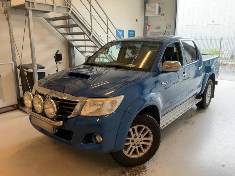 Toyota Hilux 3.0 Turbodiesel Double Cab Life 4x4