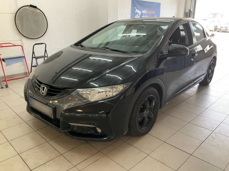 Honda Civic 1.8 i-VTEC Sport
