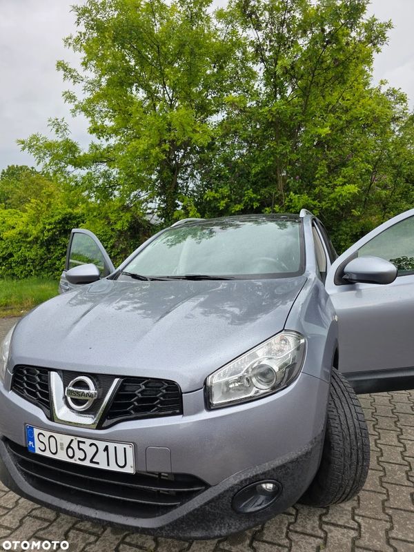 Nissan . Qashqai