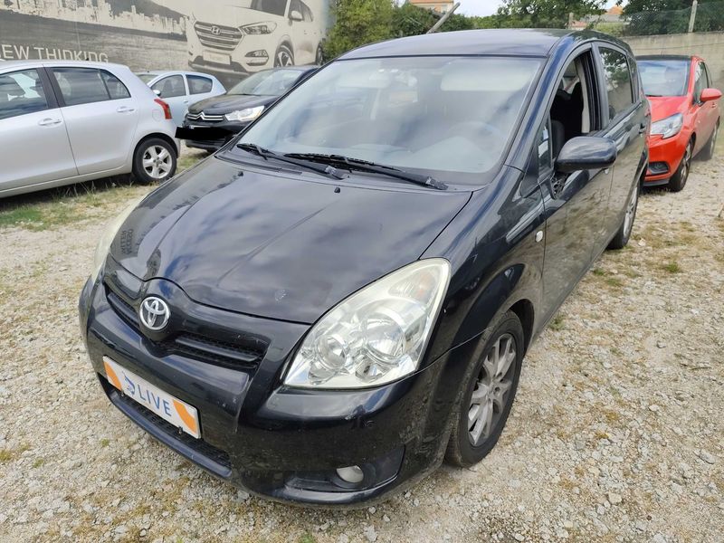 Toyota Corolla Verso 2.2 D-4D Terra