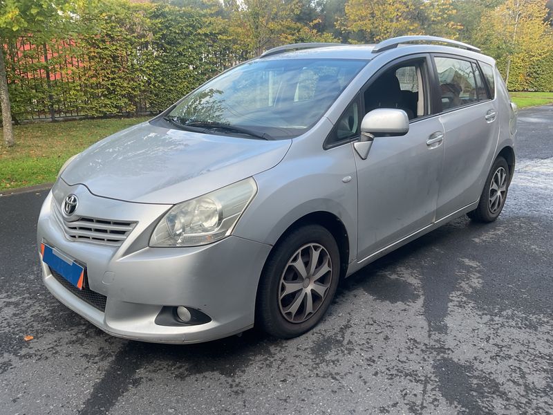 Toyota Verso 2.0 D-4D Basis