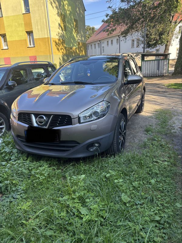 Nissan Qashqai+2 2.0 Petrol 2010