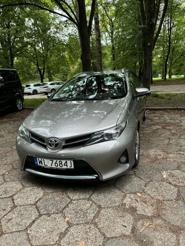 Toyota Auris 1.4 D-4D 2014