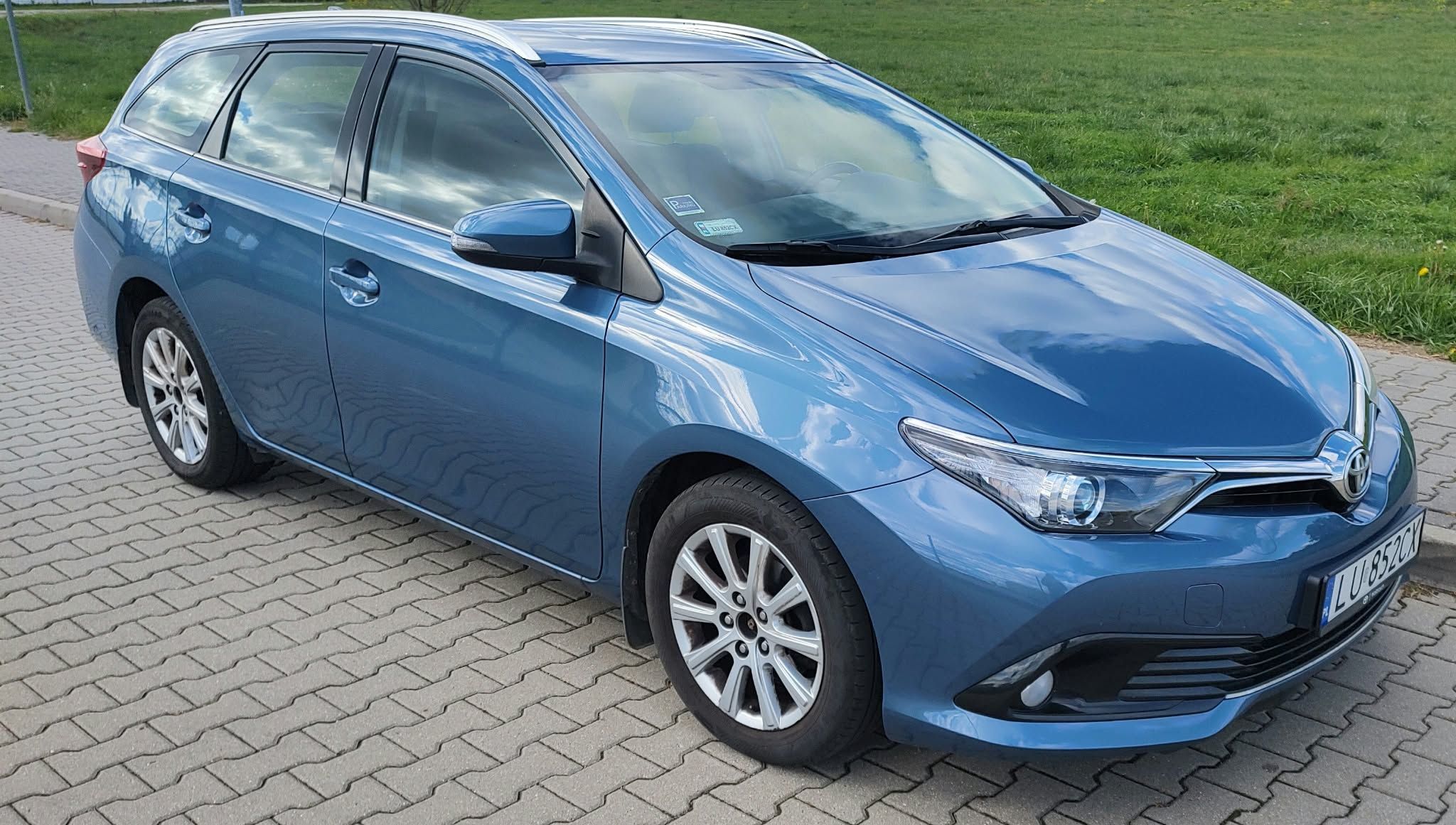 Toyota Auris 1.6 Petrol 2015