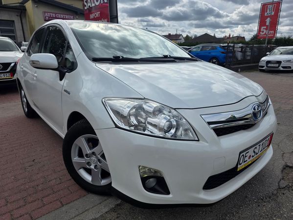 Toyota Auris 1.8 Hybrid 2011