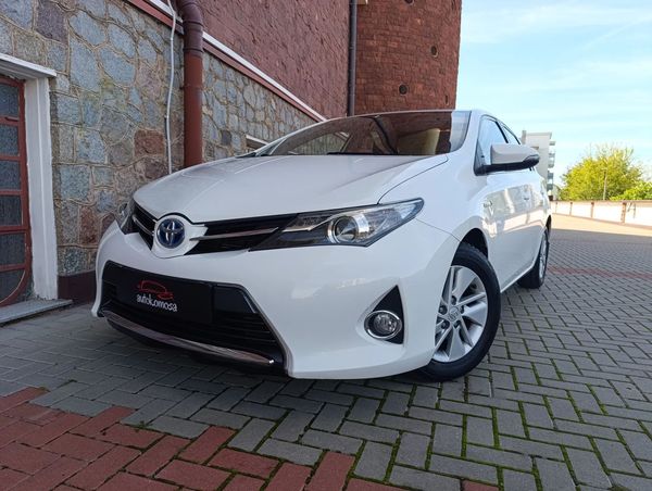 Toyota Auris 1.8 Hybrid 2014
