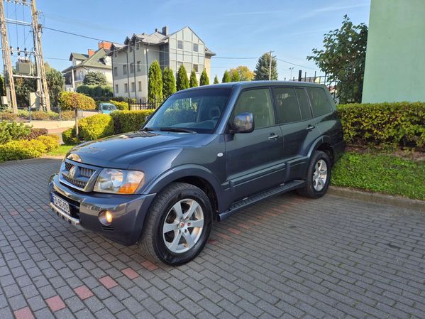 Mitsubishi Pajero Mitsubishi Pajero III 3.2 DiD Automat 160KM Piękne Hak3300DMC 8xAlu