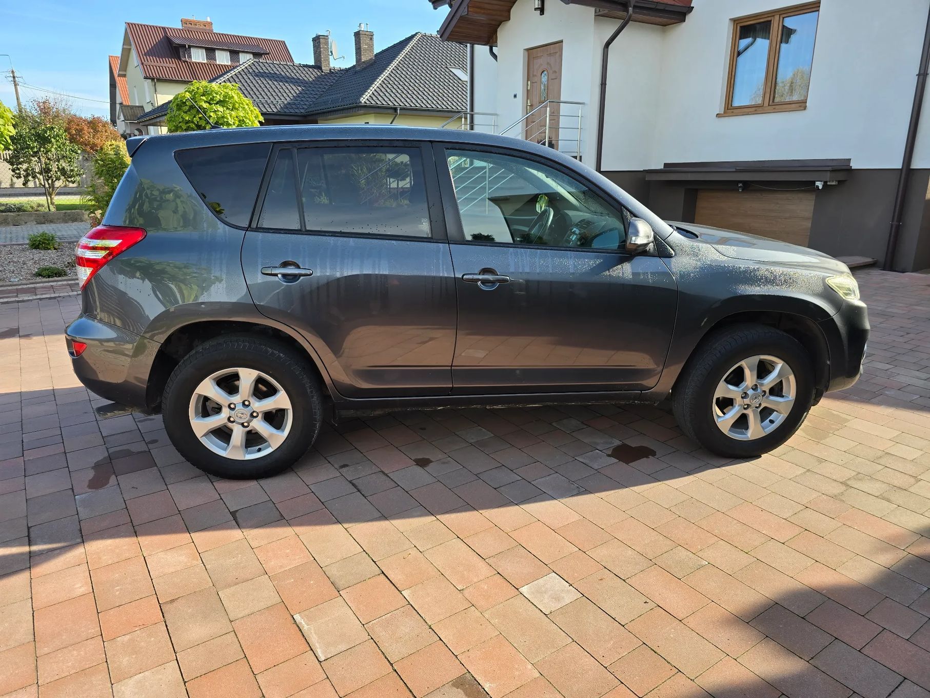 Toyota RAV-4 2.0 Petrol 4x4 2012