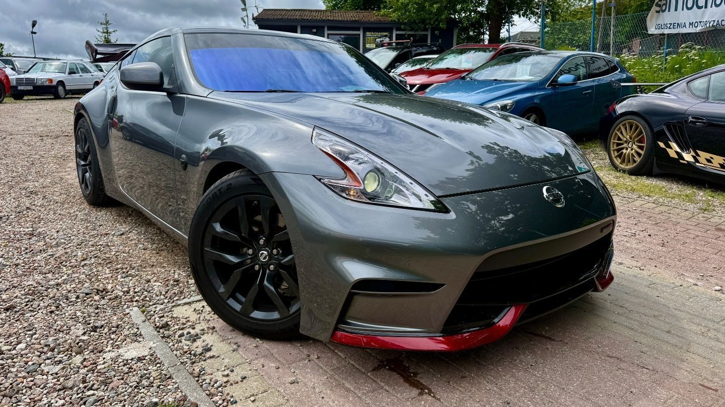 Nissan 370 Z Pak.nismo pięknie brzmiący wydech stan idealny bez w kładu zamiana gwa